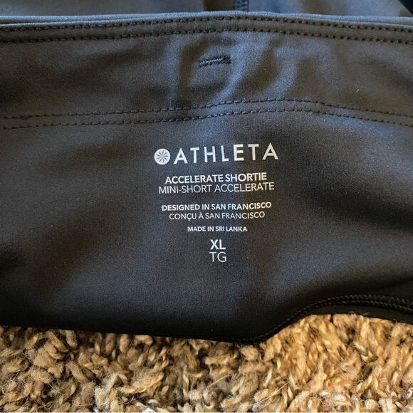 Athleta Accelerate Shortie - Picture 11 of 11